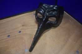 Men’s Venetian Longnose Masquerade Mask