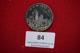 Hut Evening Badge, Leipzig 1932, a bronze shield-shaped badge depicting dancing couple, inscribed