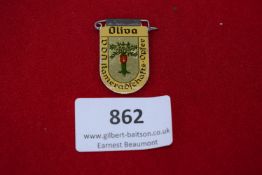 Oliva VDA Donation Badge, pressed-tin badge with green tree on yellow ground, inscribed Oliva