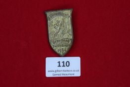 Summer Rally Badge, Giessen 1934, a gilt shield-shaped badge inscribed Sommerfest, Grosskundgebung