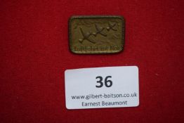 Luftfahrt tut Not Badge, a rectangular bronze-coloured pressed metal badge depicting three