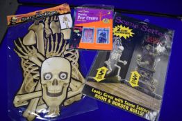 3x Assorted Halloween Decorations