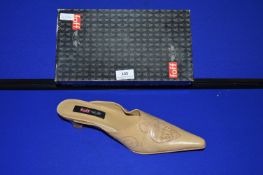 Foff Lady’s Beige Fashion Shoes Size: 7 (new with packaging)