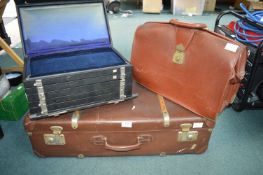 3x Vintage Cases Including a Jewellery Organiser