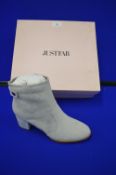 Just Fab Lady’s Grey Ankle Boots Size: 7 (new with packaging)
