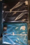 *2x Hooded Onesies Size: M (1x turquoise, 1x navy)