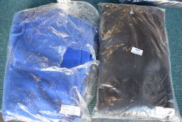 *2x Hooded Onesies Size: XXL (1x black, 1x royal blue)