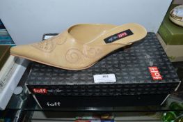 Foff Women’s Beige Shoes Size: 7