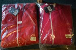*2x Hooded Onesies Size: S (1x red, 1x pink)