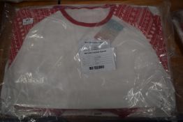 *2x Men’s Red & White Christmas Pyjama Sets Size: XL