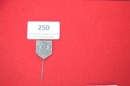 Commemorative Tinnie Badge “Deutscher Tag 1924” – A pentagonal white metal badge embossed with