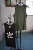 2x Vests Size: M