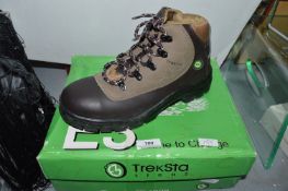 E3 Treksta men’s Walking Boots Size: 10