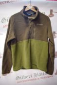 *Berghaus Two-Tone Green Half-Zip Fleece Size: M