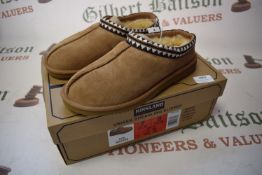*Kirkland Shearling Slippers Tan Lined Slippers Size: 6