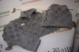 *Jane & Bleecker Grey Fleece Loungewear Set Size: L
