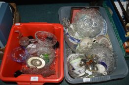 2x Tubs of Pottery and Glassware