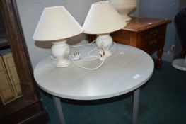 Circular Coffee Table & Two Table Lamps