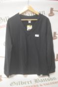 *Orvis Black V-Neck Jumper Size: S