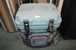 *Titan 18.8L Roller Cooler Box