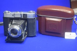Zeiss Ikon Ikonta 524/16 Folding Camera with Carl Zeiss Tessar 75mm F/3.5 Lens, Serial No.