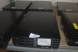 * Four Fujitsu Stylist Q665 Tablet with Windows op