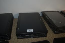 * Four Fujitsu Stylist Q665 Tablet with Windows op