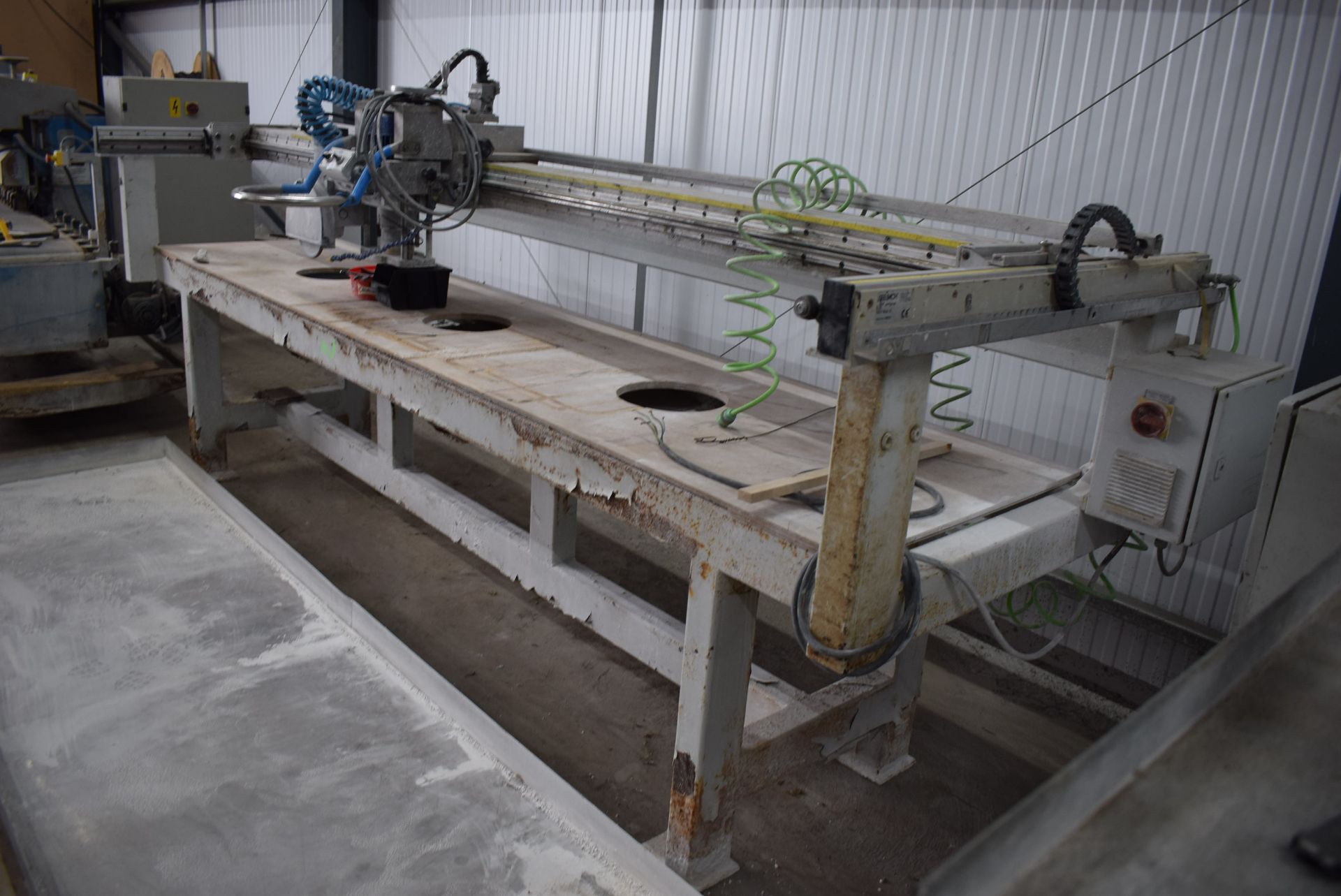 *Overhead router by Seelbach to include tray model - Image 3 of 4