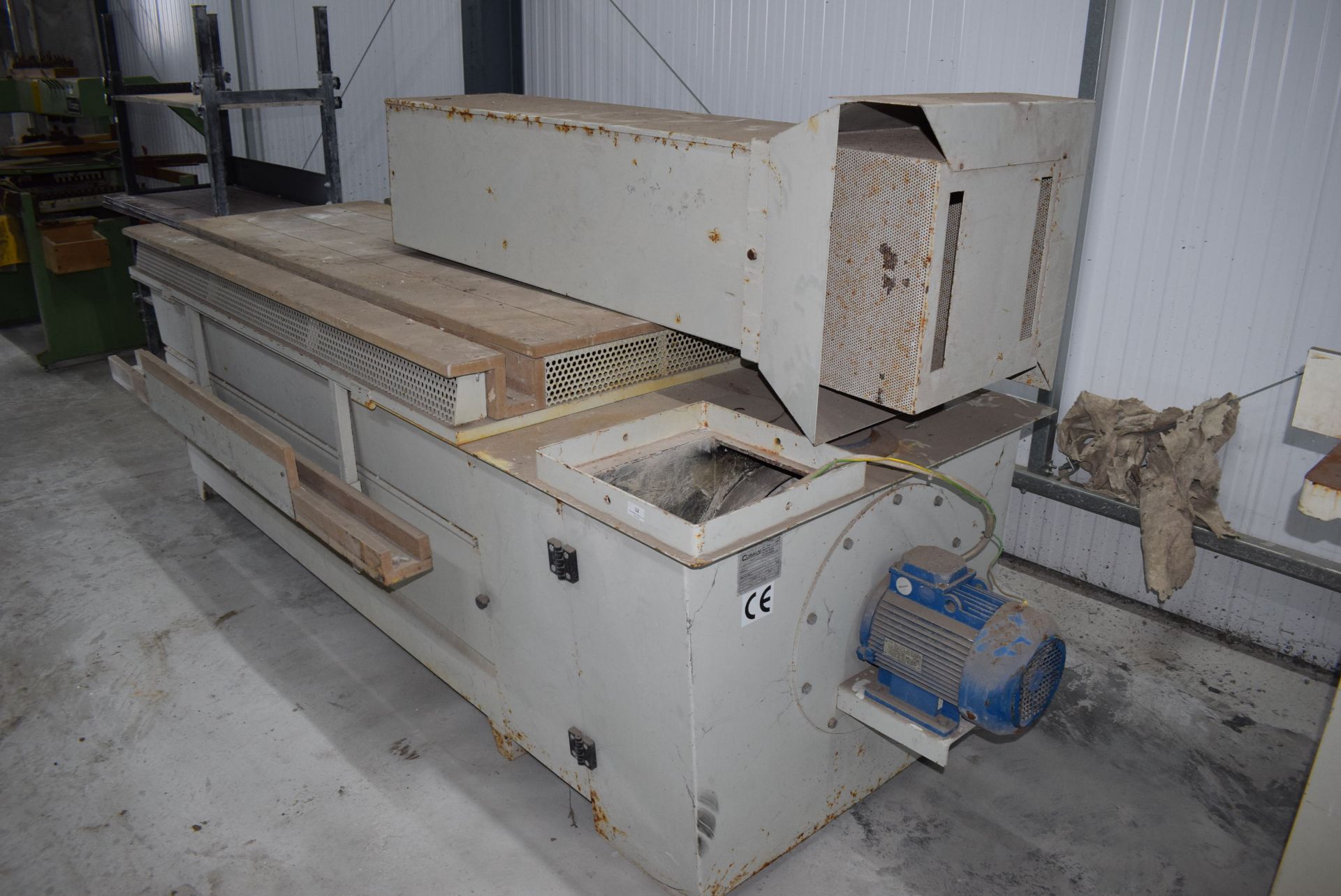 *Cobalm sanding table and dust extractor model D7