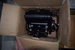 *Edge polishing clamp (boxed)