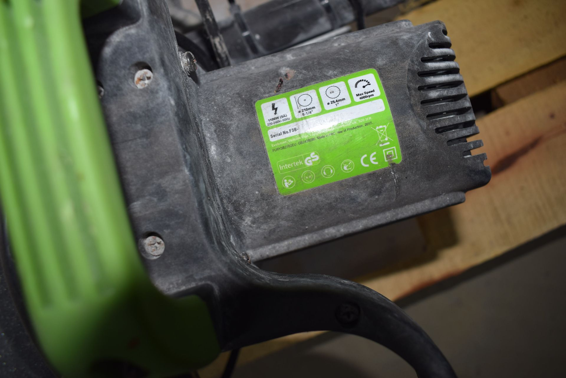 *Adjustable evolution Fury 3 -B cross saw 240v - Image 2 of 3
