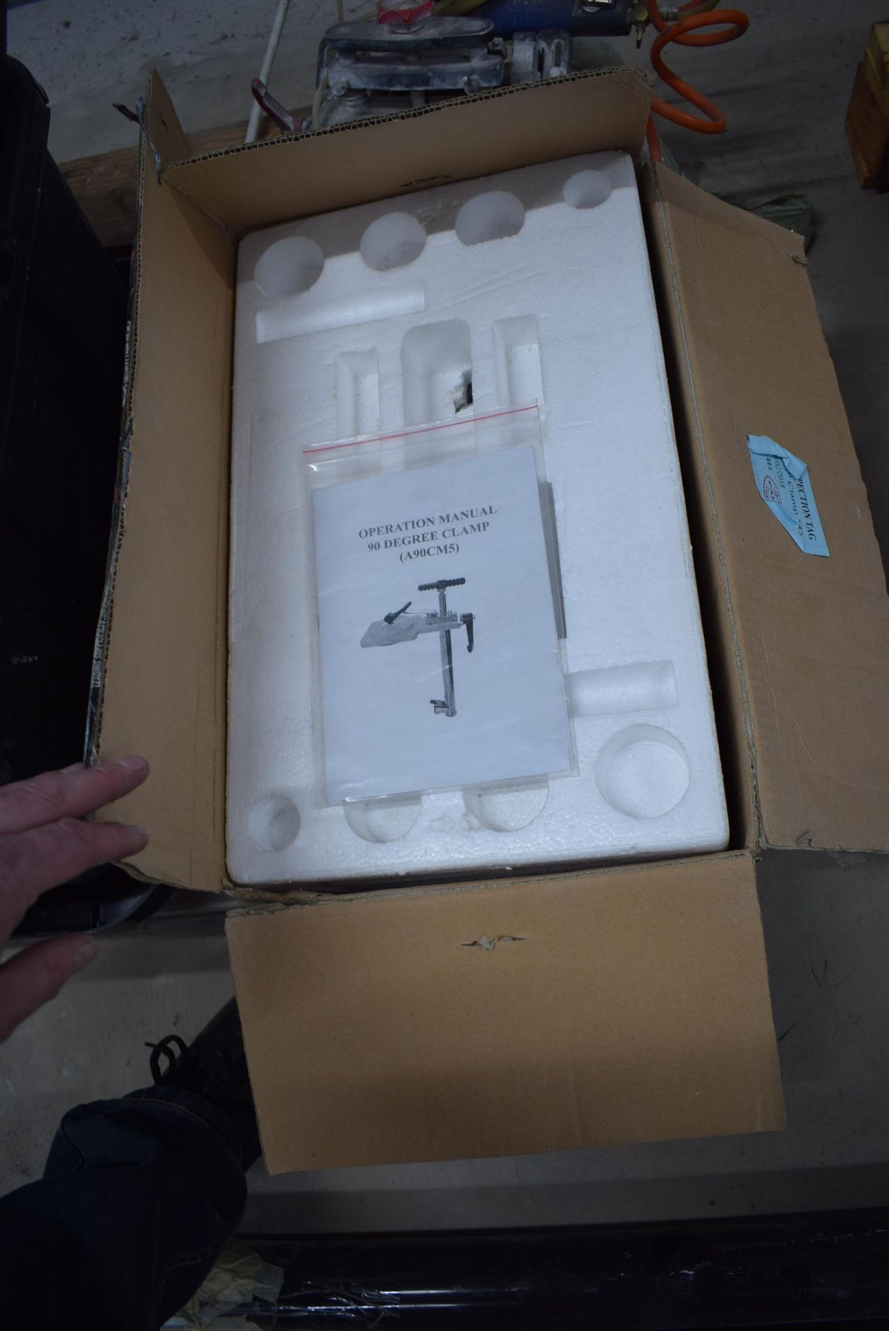 *Operation manual 90 degree clamp model A90CM5 - Image 2 of 2