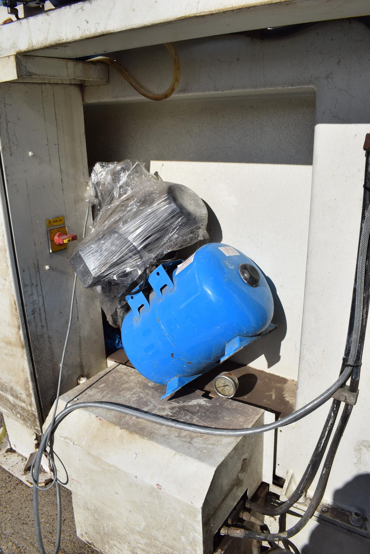 *Accurite Rapid granite stone cutting machine manu - Image 5 of 7