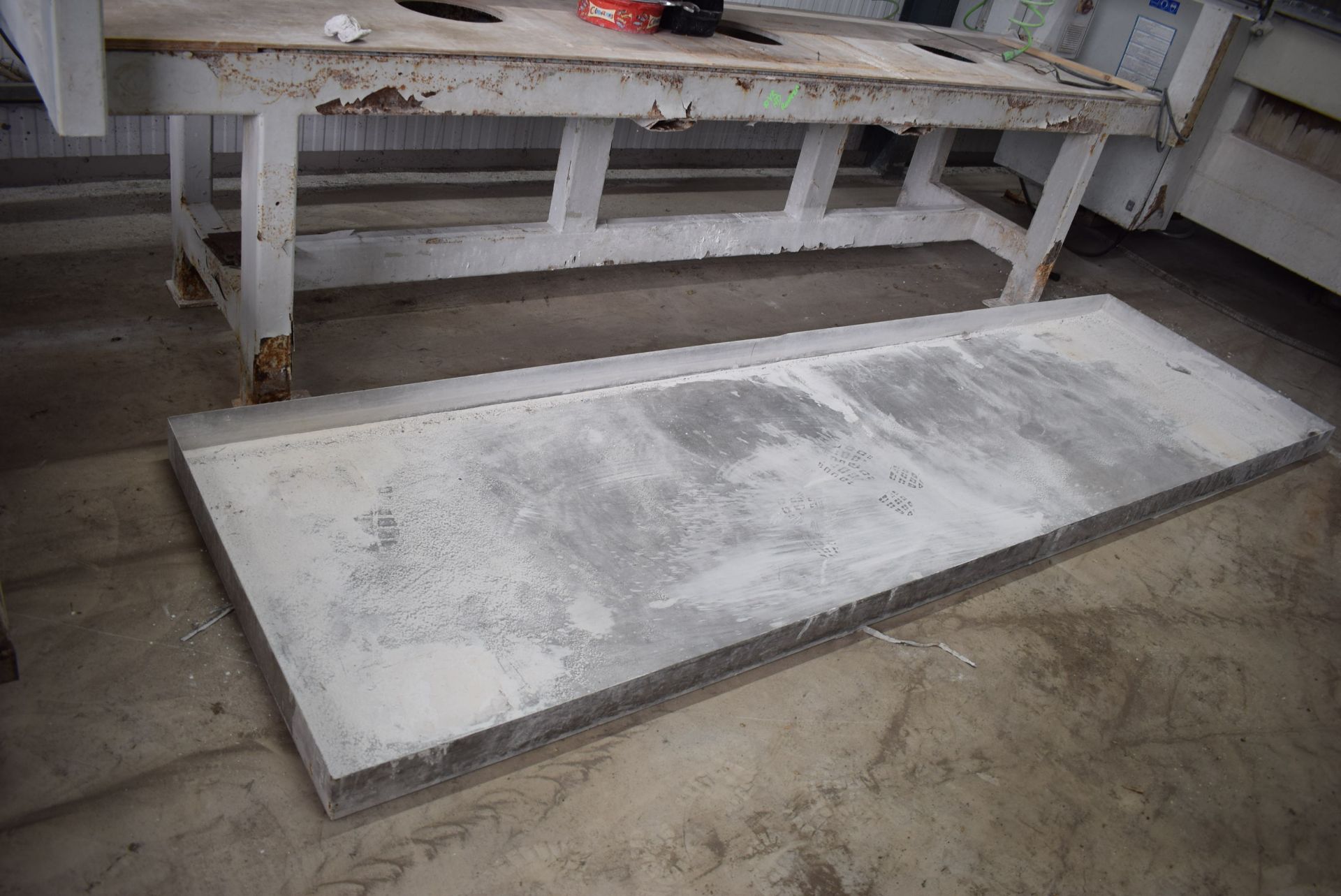 *Overhead router by Seelbach to include tray model - Image 2 of 4