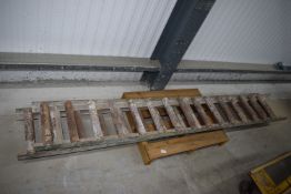 *Two sets of rollers in frame approx 30 rollers in