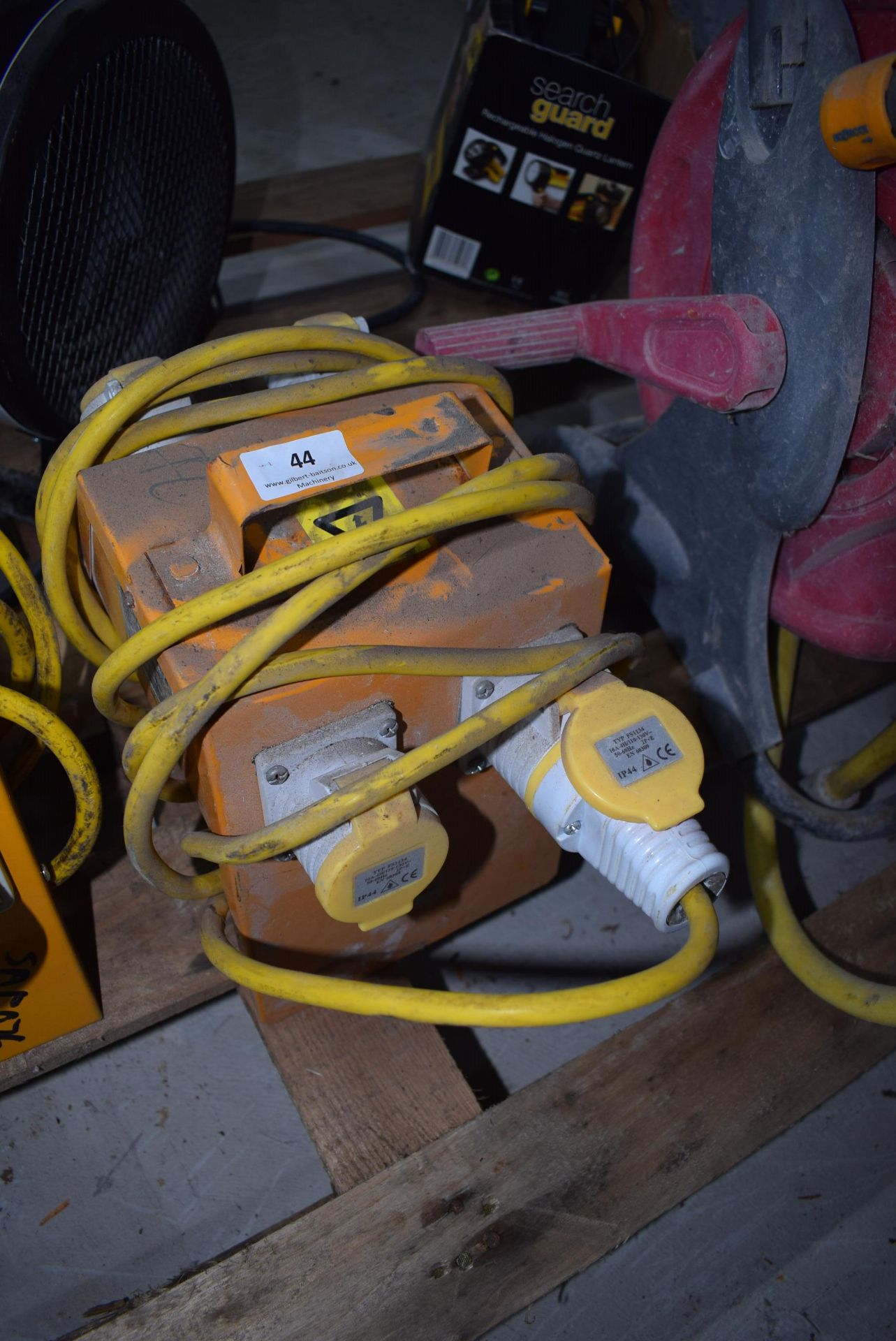 *Fourway 110v Splitter box