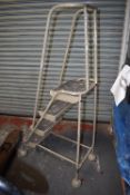 *Warehouse steps three tread plus top (Collection