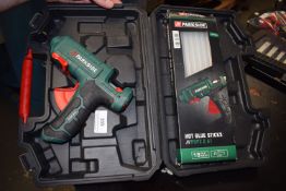 *Parkside Slue Gun with a Pack of Glue Sticks