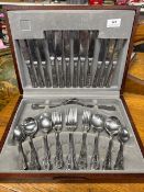 Cutlery set in presentation box