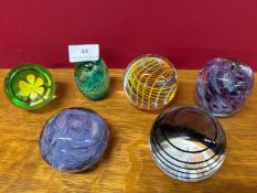 6 x Decorative glass paper weights