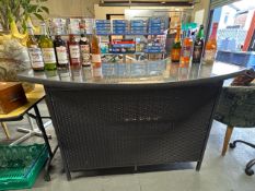 Rattan outdoor bar with 2 barstools (alcohol not included)