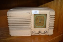1945 Pilot Little Maestro Bakelite Radio