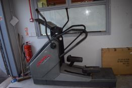 Life fitness cross trainer