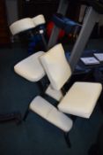 *Folding orthopaedic chair with holdall