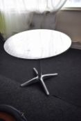 *Circular Aluminium Outdoor Table