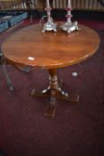 *Circular Bar Table on Pedestal Base