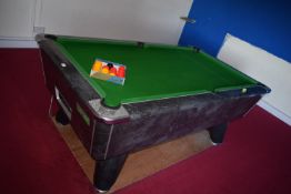 *Supreme Pool Endorsed World Championship Slate Bed Pool Table with Accessories