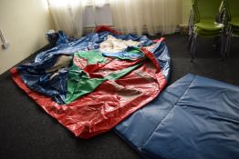 *Peppa Pig Bouncy Castle with Diamond Fan