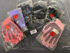 6x Assorted Pairs of Children’s Magic Gloves