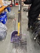 Quantity of mucking out tools